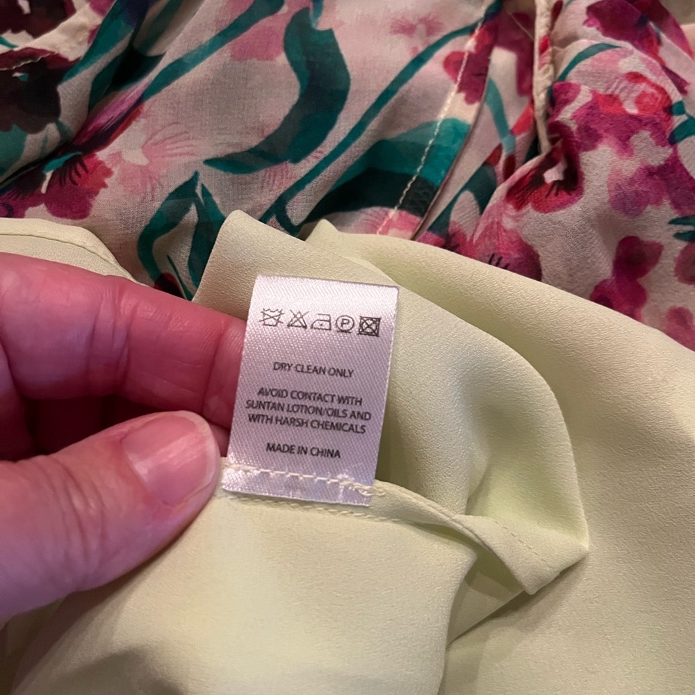 NWT SALONI- Pixie Dress- Silk Georgette in Canary Blossom. Size 2 - Picture 7 of 8